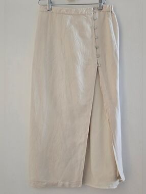 OAK + FORT Cream Button-Slit Midi Skirt